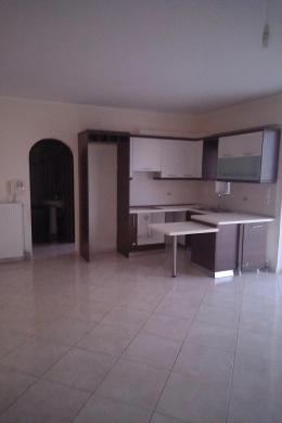 Whole-floor apartment Sale - Amfialli, Piraeus